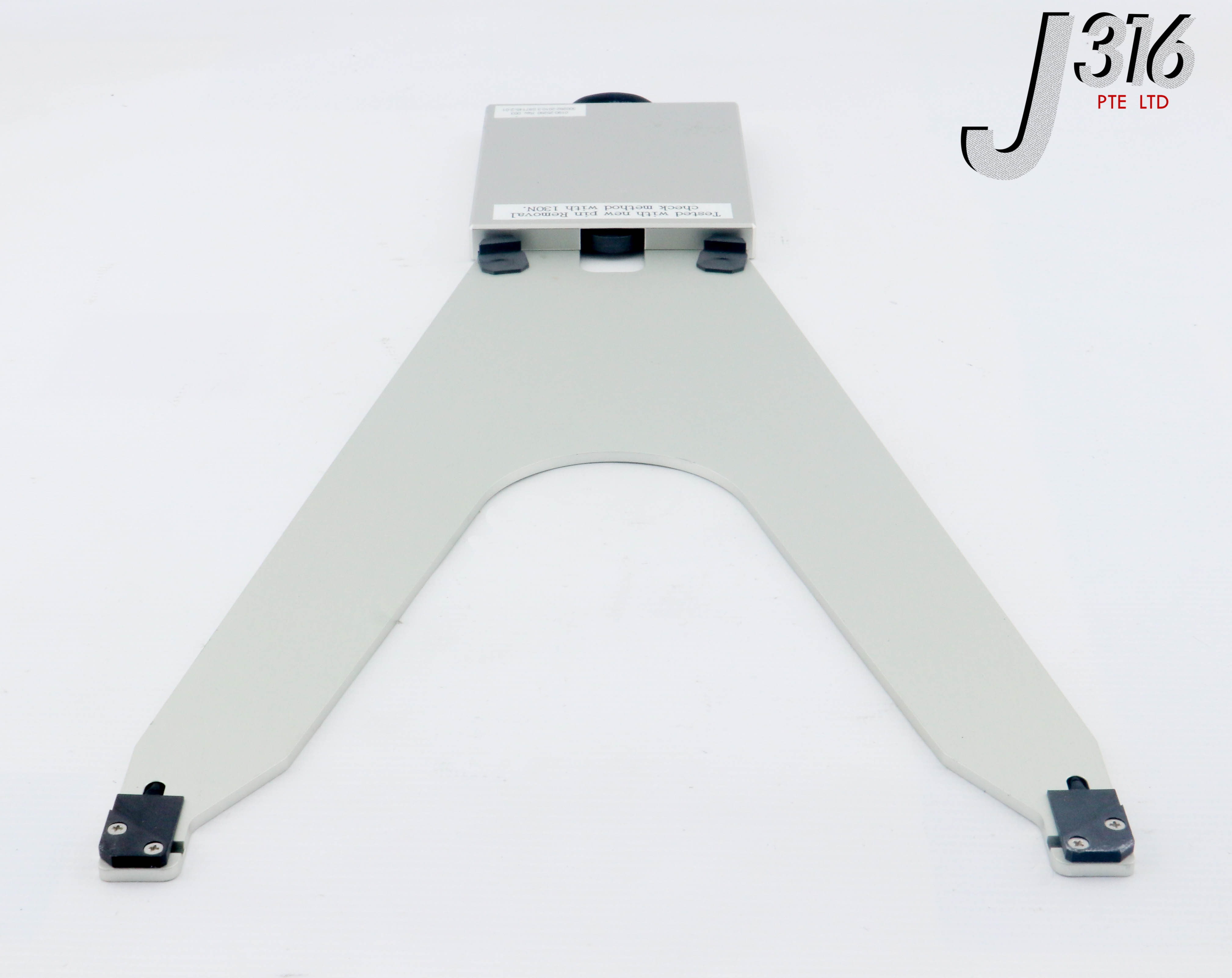 26390 APPLIED MATERIALS END EFFECTOR, 400MM (L) X 190MM (W) 0190